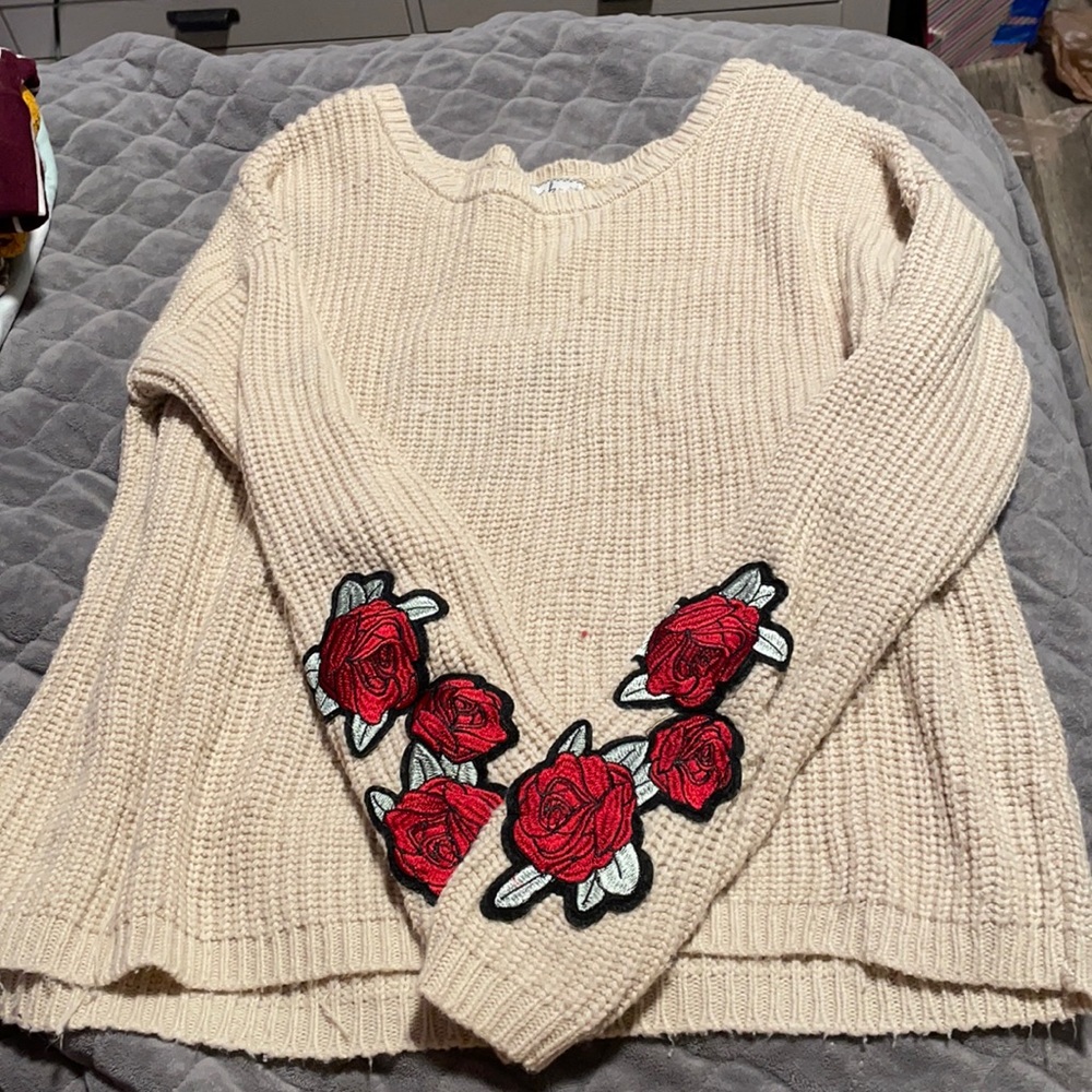 Long sleeve sweater